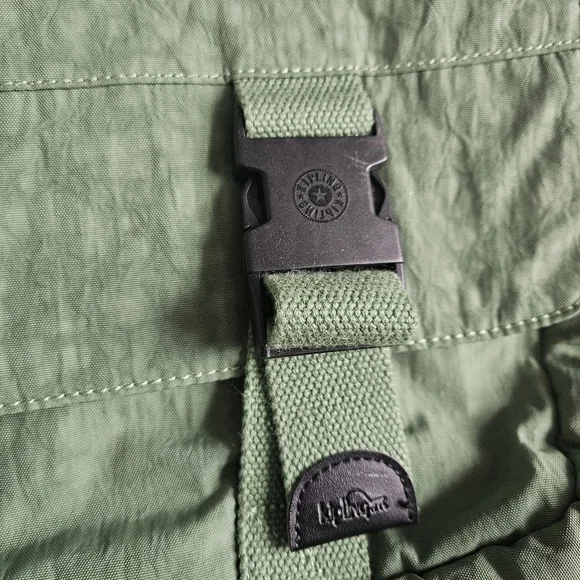 Kipling Unisex Green Laptop Bag 12x16x4 - Picture 3 of 9
